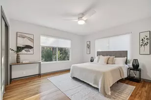 809 E 38th St, Austin, TX 78705 - Photo 8