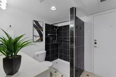 1800 Lavaca Street #A108, Austin, TX 78701 - Photo 16