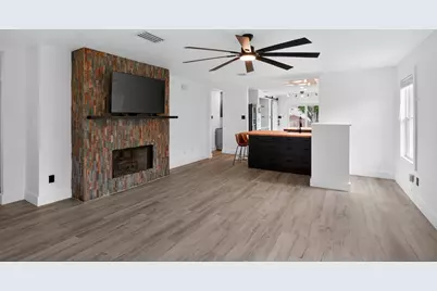 3911 Haleys Way, Round Rock, TX 78665 - Photo 2
