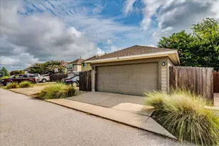 151 Friendship Oak Dr, San Marcos, TX 78666 - Photo 32