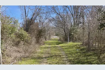 330 Half Avenue, Rockdale, TX 76567 - Photo 2