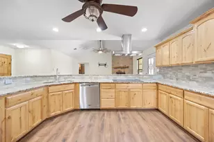 20217 Engelmann Ln, Manor, TX 78653 - Photo 10