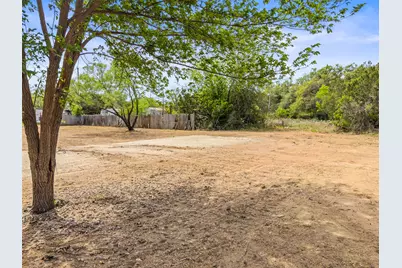 933 County Road 118, Burnet, TX 78611 - Photo 10