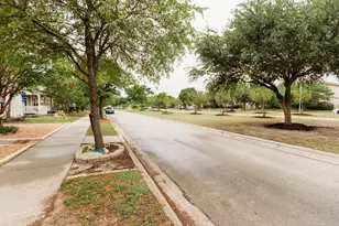 809 Craters of the Moon Blvd, Pflugerville, TX 78660 - Photo 2
