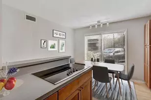 5332 Balcones Dr, Austin, TX 78731 - Photo 10