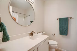 2712 Parker Ln, Austin, TX 78741 - Photo 8