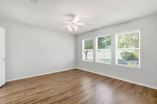 537 Salt Creek Lane, Georgetown, TX 78633 - Photo 8