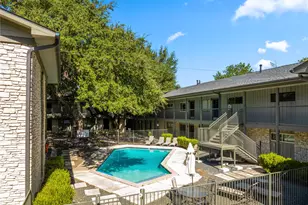 2303 East Side Dr, Austin, TX 78704 - Photo 2