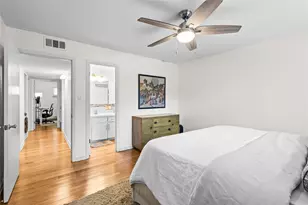 2303 East Side Dr, Austin, TX 78704 - Photo 14