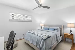 2303 East Side Dr, Austin, TX 78704 - Photo 16