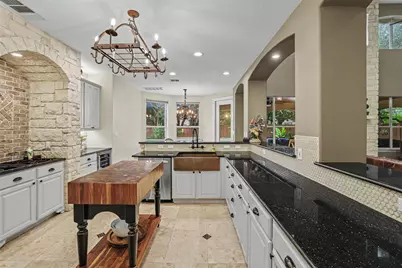 507 Champions Drive, Georgetown, TX 78628 - Photo 14
