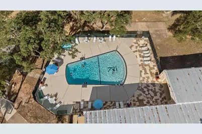 21009 Post Oak Drive, Lago Vista, TX 78645 - Photo 18