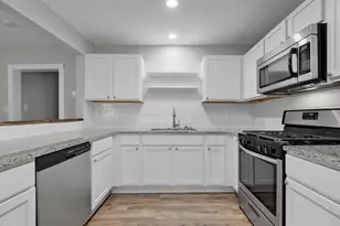 6301 Arnold Dr, Austin, TX 78723 - Photo 8