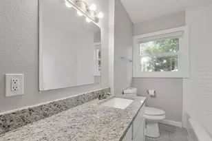 6301 Arnold Dr, Austin, TX 78723 - Photo 18