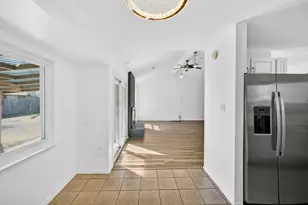 11507 Elk Park Cir, Austin, TX 78759 - Photo 4