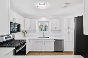 11507 Elk Park Circle Circle, Austin, TX 78759 - Photo 4