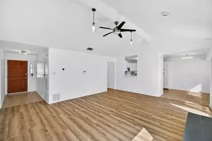 11507 Elk Park Cir, Austin, TX 78759 - Photo 6