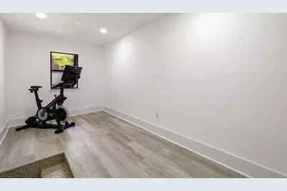 6005 Bon Terra Drive, Austin, TX 78731 - Photo 30