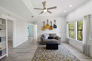 6005 Bon Terra Dr, Austin, TX 78731 - Photo 22