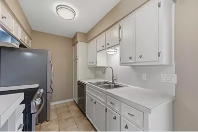 5604 Woodrow Avenue #15, Austin, TX 78756 - Photo 18