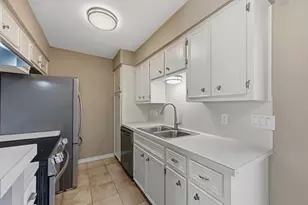 5604 Woodrow Ave, Austin, TX 78756 - Photo 18