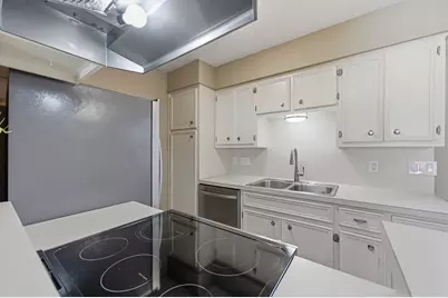 5604 Woodrow Avenue #15, Austin, TX 78756 - Photo 22