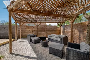 2117 Gaston Pl Dr, Austin, TX 78723 - Photo 24