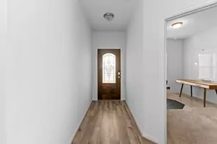 216 Blue Hibiscus Dr, Liberty Hill, TX 78642 - Photo 2