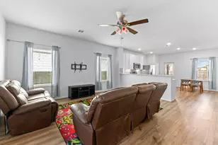 216 Blue Hibiscus Dr, Liberty Hill, TX 78642 - Photo 6