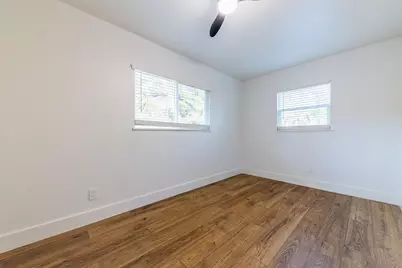 1614 Holly Street, Austin, TX 78702 - Photo 10