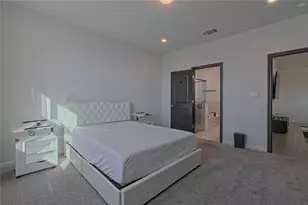 113 Rocking R Ct, Georgetown, TX 78633 - Photo 18