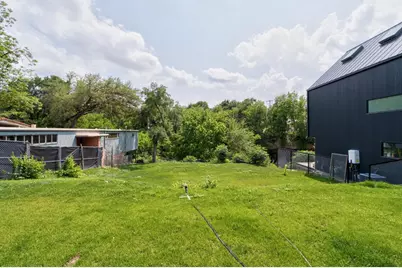 1113 W 31 Street, Austin, TX 78705 - Photo 8