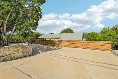8104 Bronco Lane, Lago Vista, TX 78645 - Photo 6