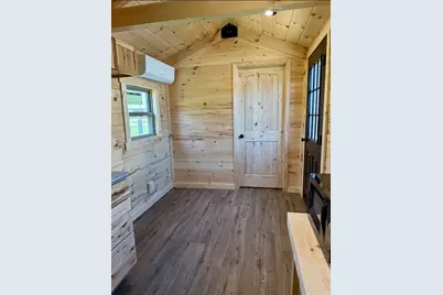 203 W 22nd Street #12 / CABIN, Cameron, TX 76520 - Photo 4