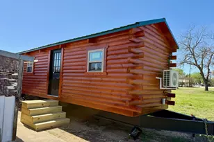 203 W 22nd St, Cameron, TX 76520 - Photo 2