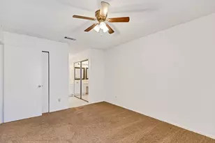 1202 Thorpe Ln, San Marcos, TX 78666 - Photo 14
