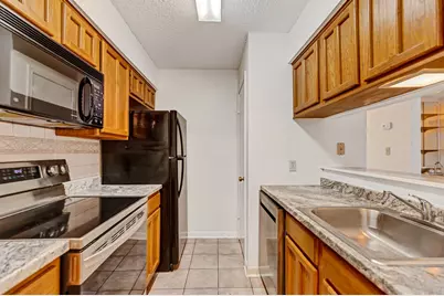 1202 Thorpe Lane #208, San Marcos, TX 78666 - Photo 4