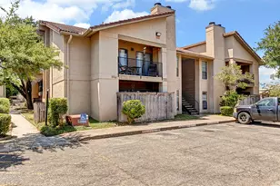1202 Thorpe Ln, San Marcos, TX 78666 - Photo 18