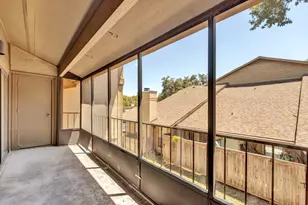 1202 Thorpe Ln, San Marcos, TX 78666 - Photo 16