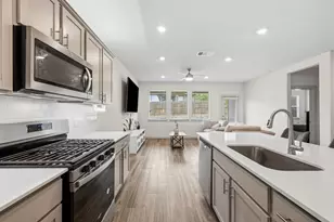 13704 Bavarian Forest Dr, Pflugerville, TX 78660 - Photo 12