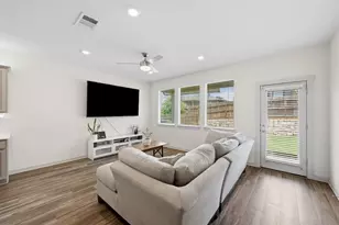13704 Bavarian Forest Dr, Pflugerville, TX 78660 - Photo 18