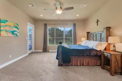 304 Pheasant Meadow Meadow, Liberty Hill, TX 78642 - Photo 18