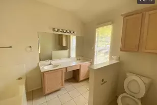 1413 Haley Gray Dr, Pflugerville, TX 78660 - Photo 16