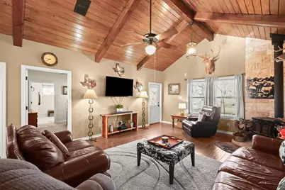 19700 Engelmann Lane, Manor, TX 78653 - Photo 14