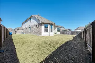 20729 Woodvine Ave, Pflugerville, TX 78660 - Photo 38