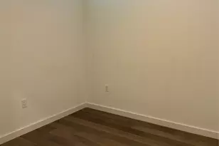 800 Embassy Dr, Austin, TX 78702 - Photo 14