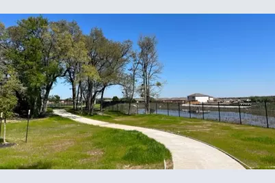404 Raleigh Drive, Georgetown, TX 78633 - Photo 6