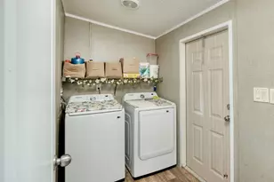 181 Pasadera Dr, Elgin, TX 78621 - Photo 16