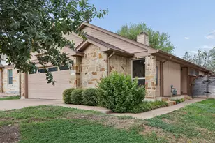 12924 Widge Dr, Austin, TX 78727 - Photo 2
