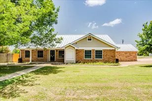 301 Verbena Dr, Kyle, TX 78640 - Photo 1